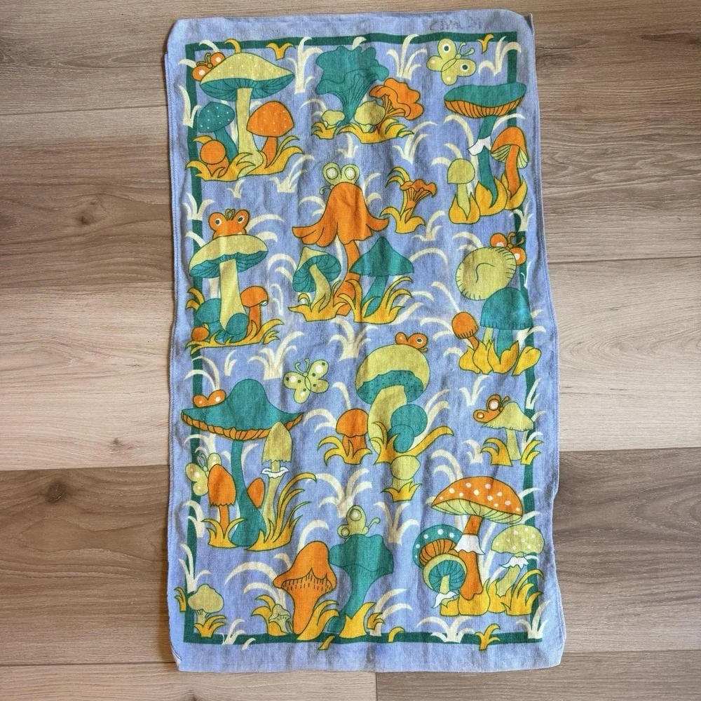 Groovy 70's Mushroom Linen Scarf/tea Towel 16x27